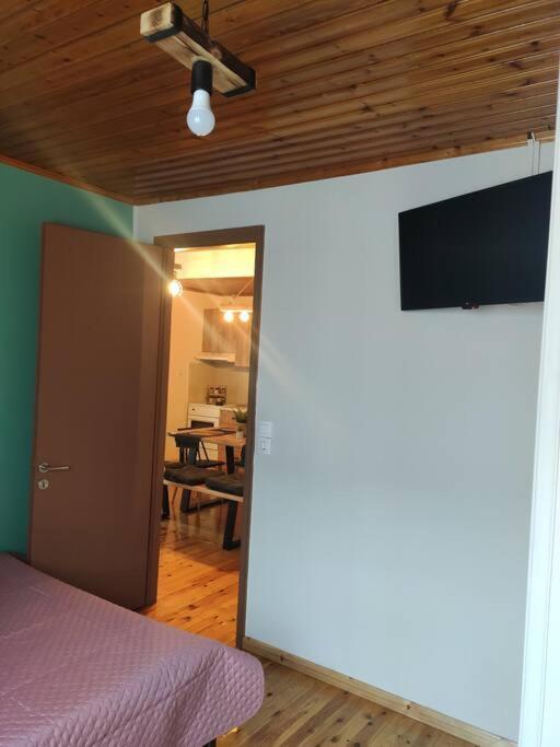 Politis' Wooden House Διαμέρισμα Βασιλική Εξωτερικό φωτογραφία